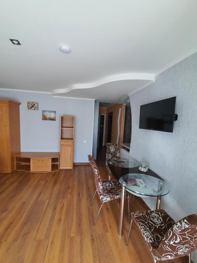 Vidumgravja Apartamenti Ventspils Buitenkant foto